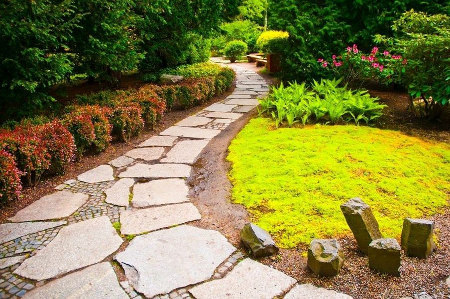 Как выбрать камни для сада или подъездной дороги?