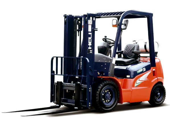 Бензиновый погрузчик: когда он нужен и почему его выбирают